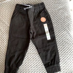 New with tag boys jogger 3T